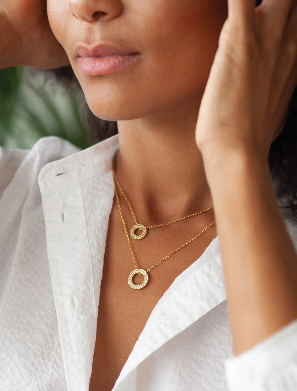 circle of life necklace in gold - Image 2