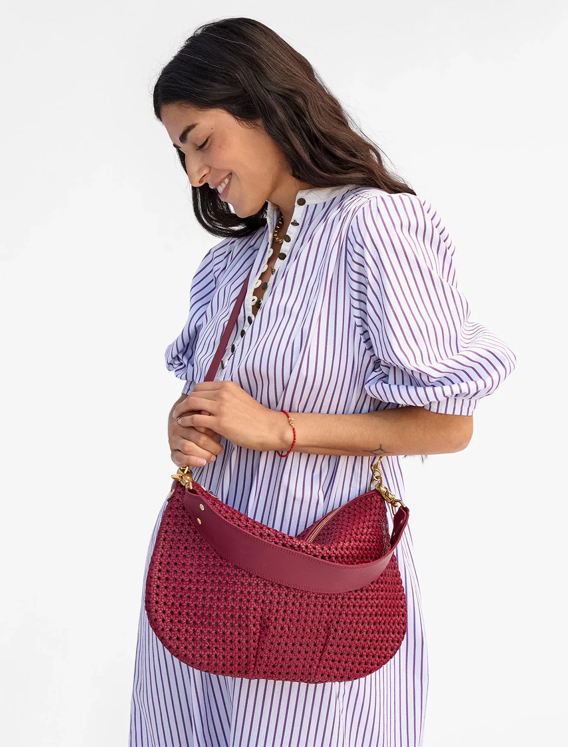 moyen messenger in plummy rattan - Image 2