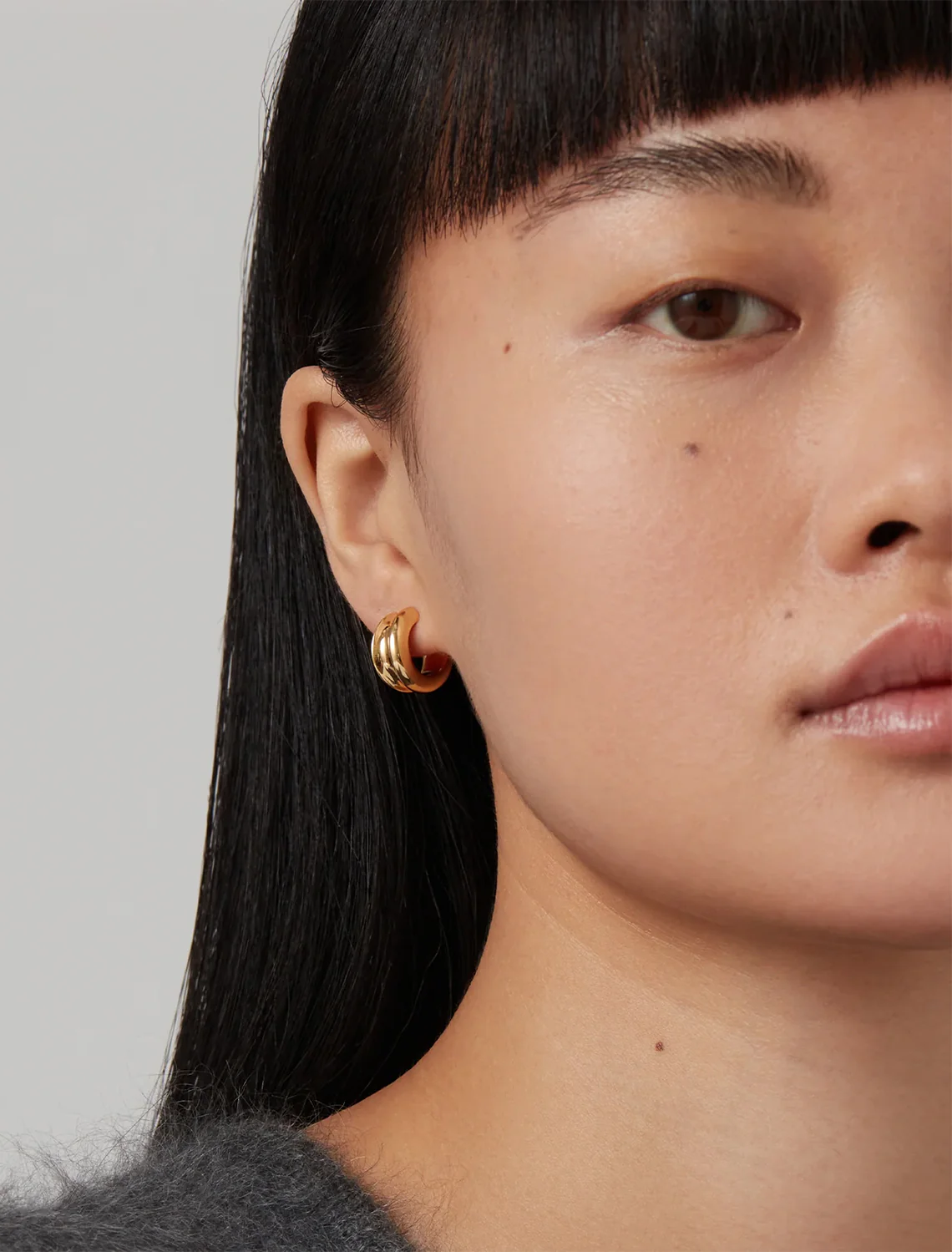 mini lennon hoops in gold - Image 2