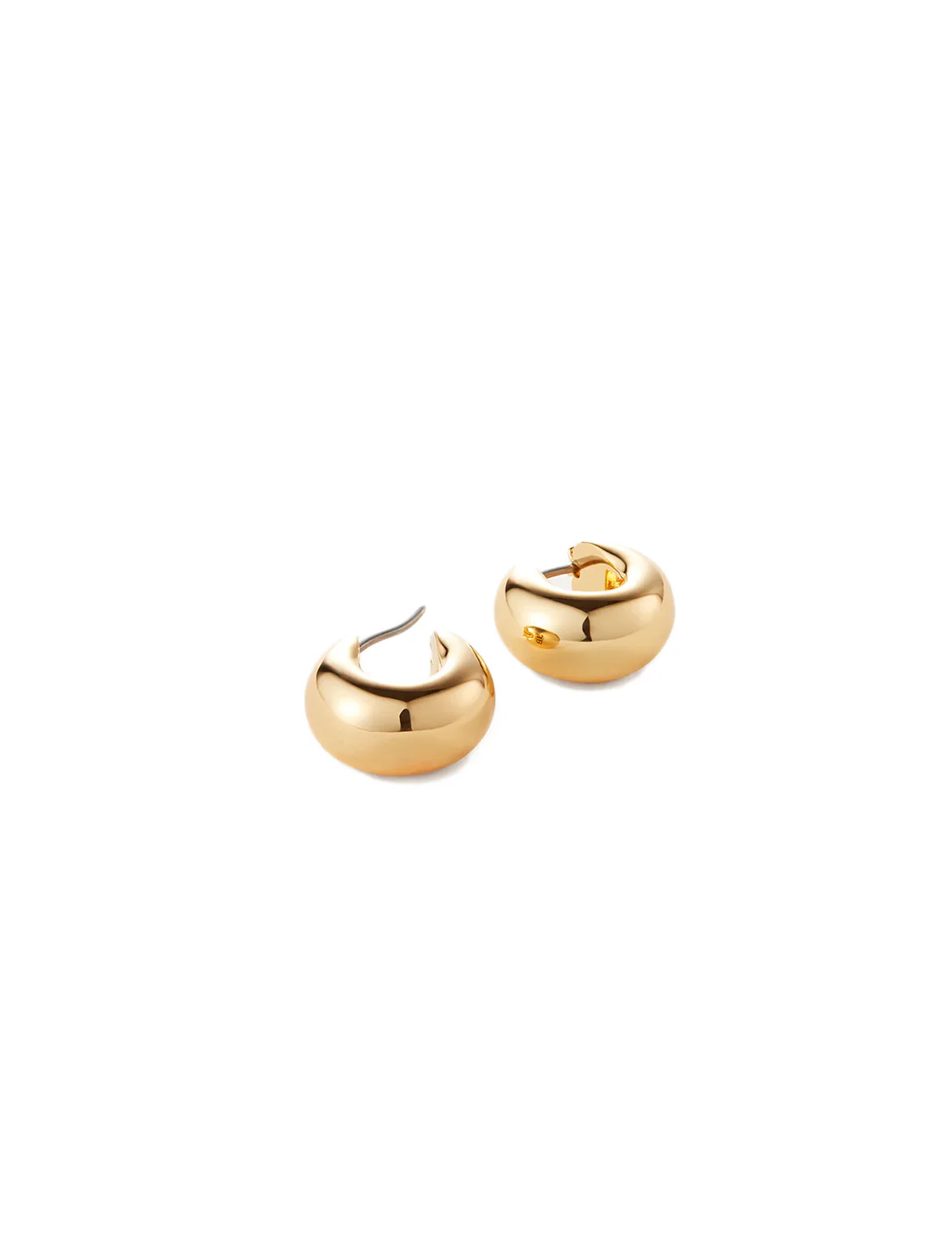 mini tome hoop earrings in gold - Image 3