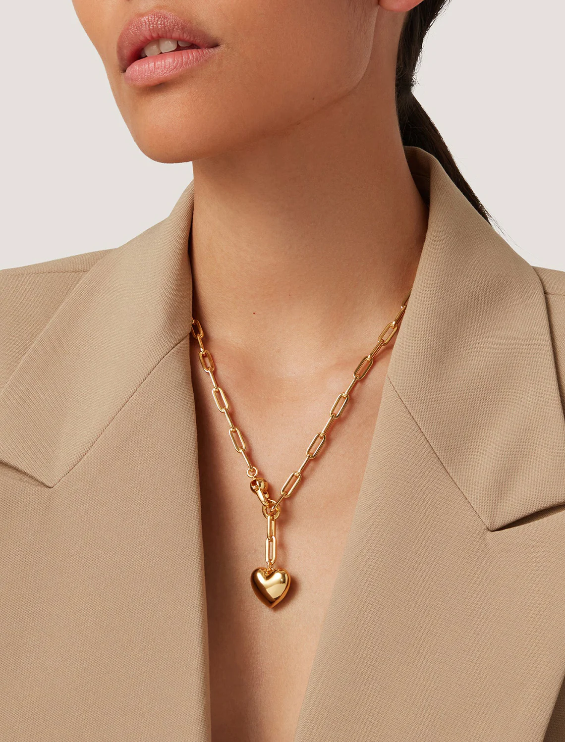 puffy heart chain necklace in gold - Image 2