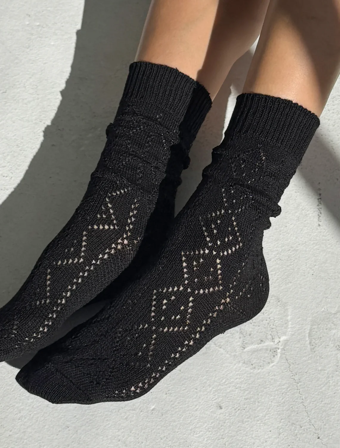 modal eyelet socks in jet black - Image 2