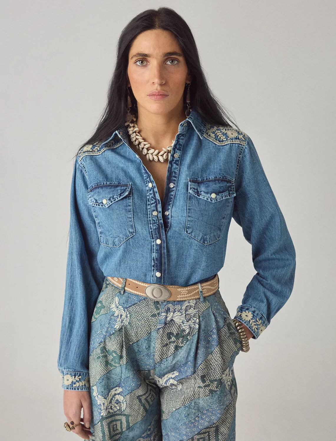 arizona embroidered top in blue haze - Image 2