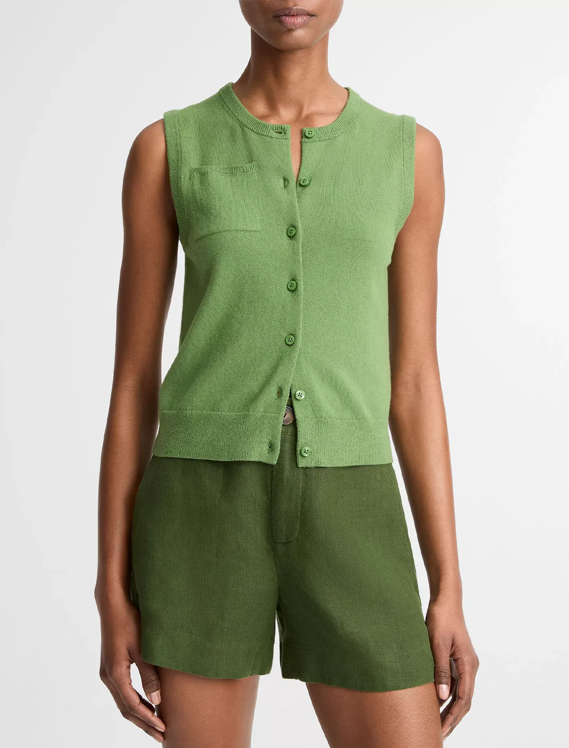 patch pocket cardi tank in garden - Image 2