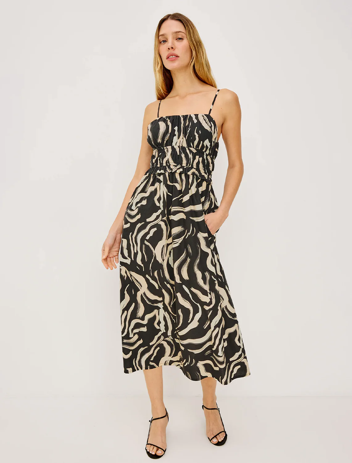 breeze dress in caicos print - Image 2