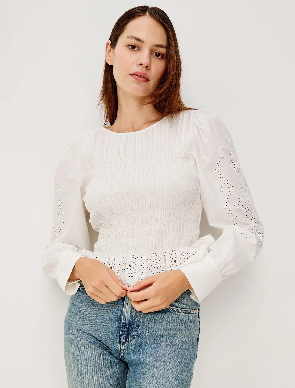 tabi top in white embroidery - Image 2