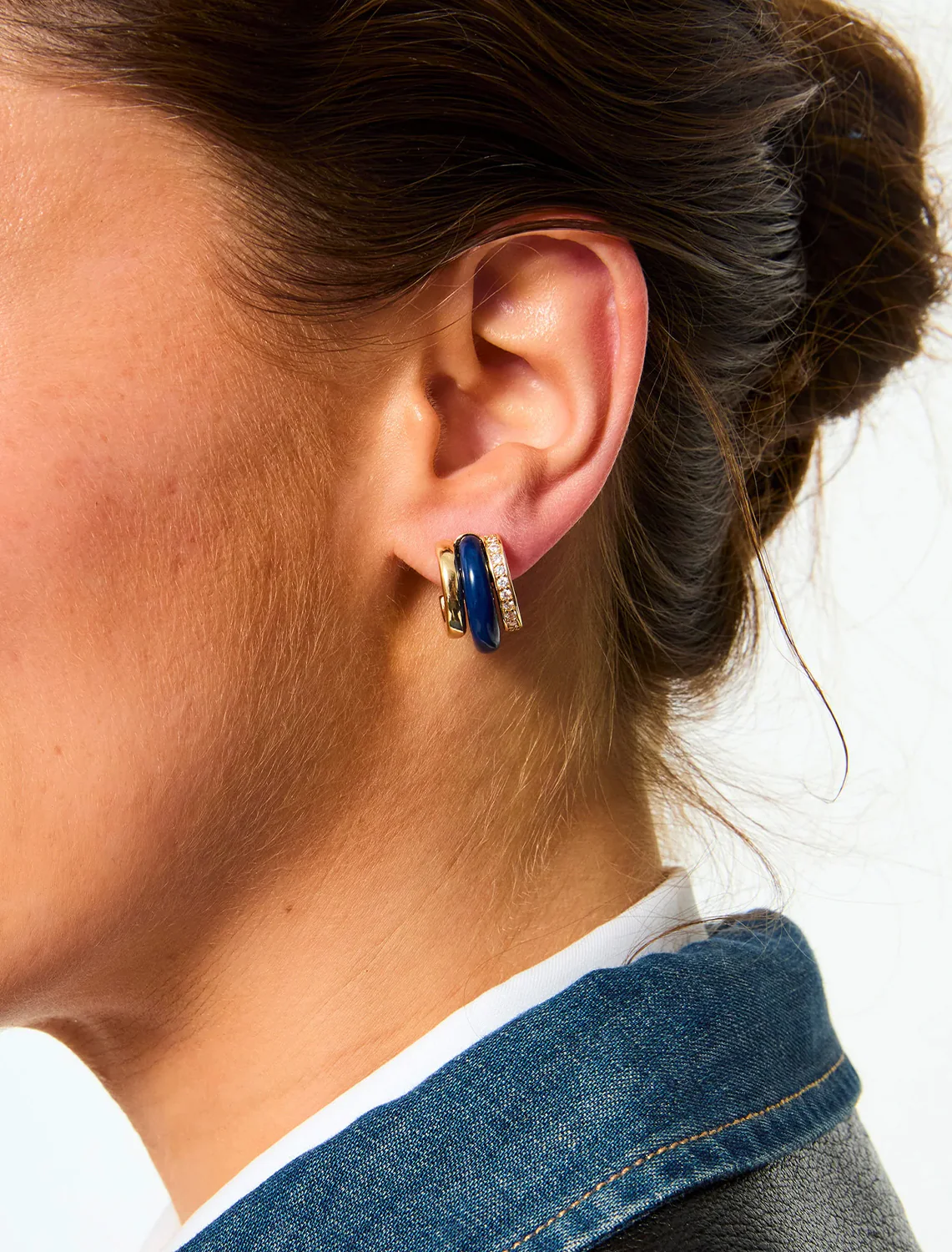 the stone huggie in lapis - Image 2