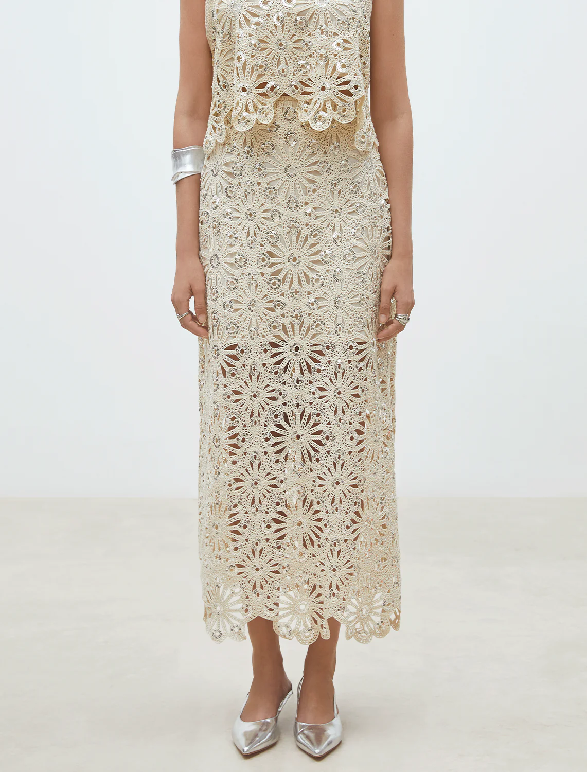 fanny skirt in beige - Image 2