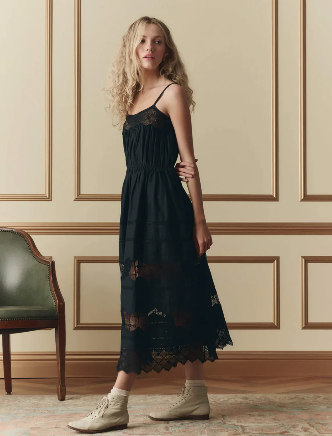 the rosette crochet dress in black - Image 2