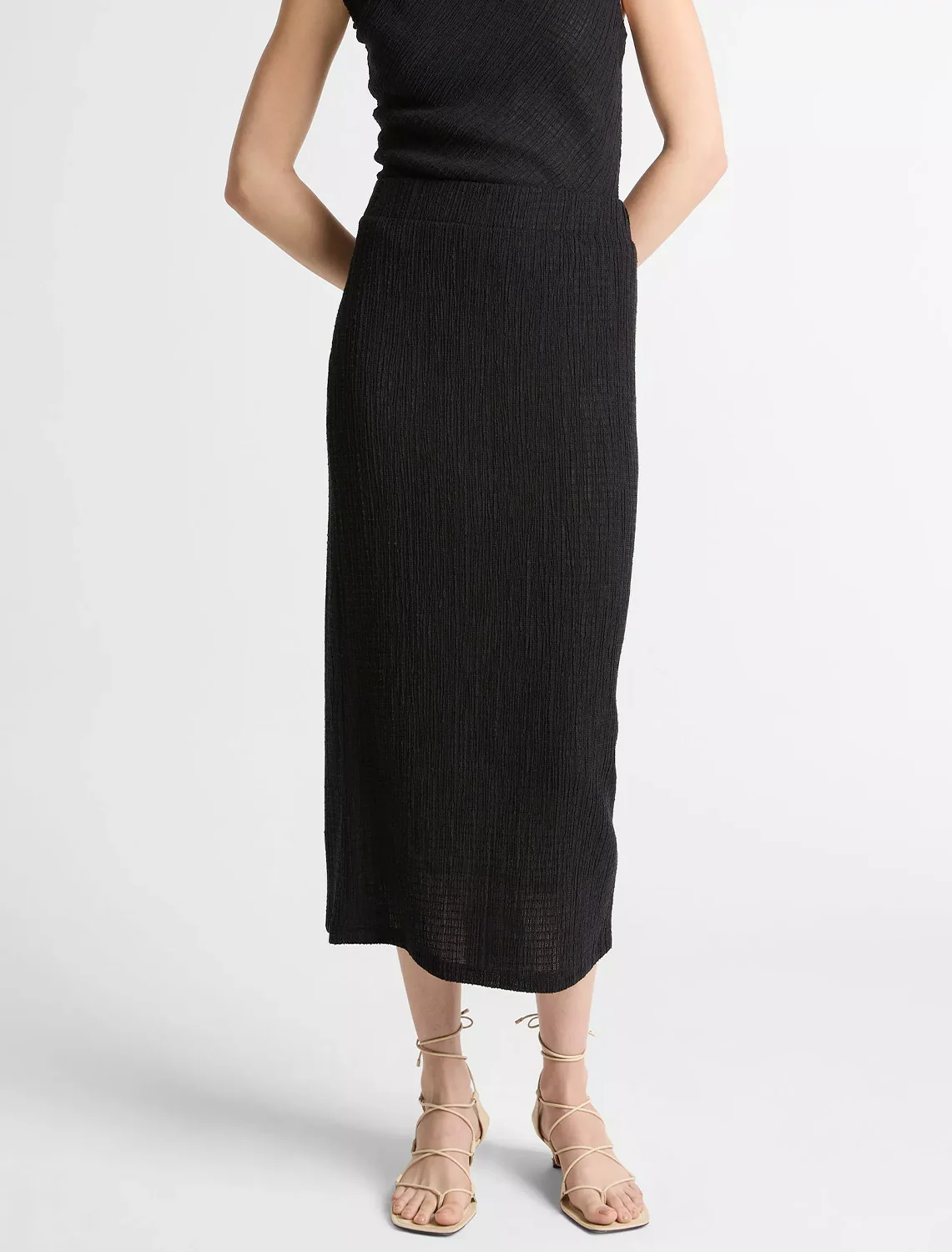 shadow grid midi skirt in black - Image 2